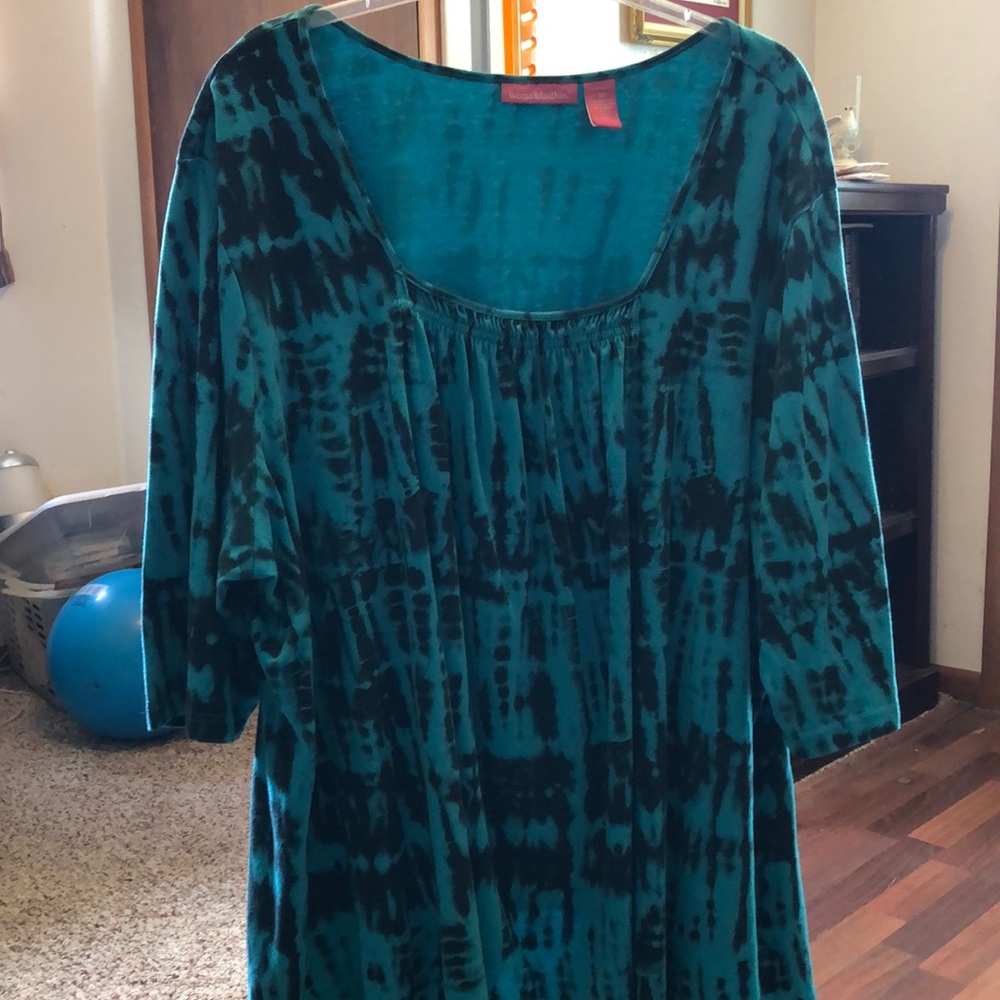 3/4 sleeve knit top